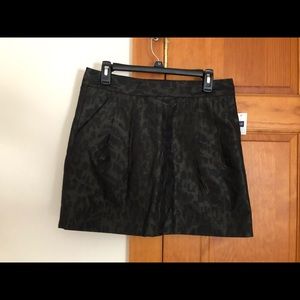 Gap mini skirt